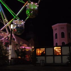 Ferienhaus Schwerin - Familie Weßling - Riesenrad auf dem Weihnachtsmarkt Schwerin 2009
