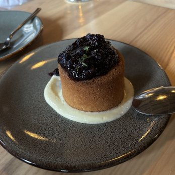 Maxwells Trading - Basque Butter Cake - New American Near Me - Chicago, Illinois