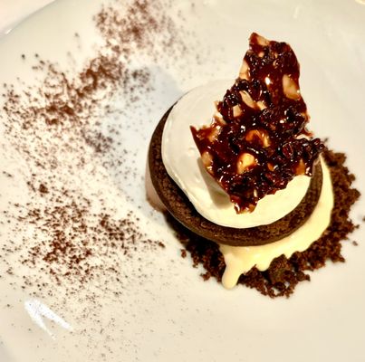 Artisanal Restaurant by null