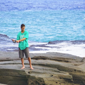 China Walls - Beaches Near Me - Honolulu, Hawaii China Walls - Beaches Near Me - Honolulu, Hawaii