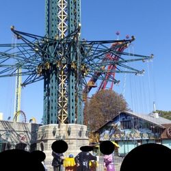 Praterturm - Prater Turm veža atrakcia Freizeipark zabavný park Wien