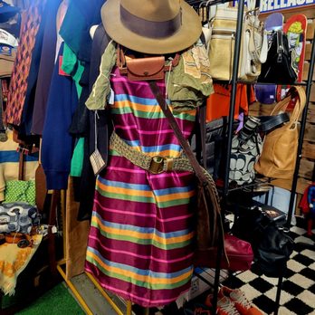 The Mix On Main - Cool styling! - Used, Vintage & Consignment Near Me - Owasso, Oklahoma The Mix On Main - Cool styling! - Used, Vintage & Consignment Near Me - Owasso, Oklahoma