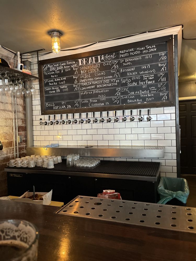 Reno Public House