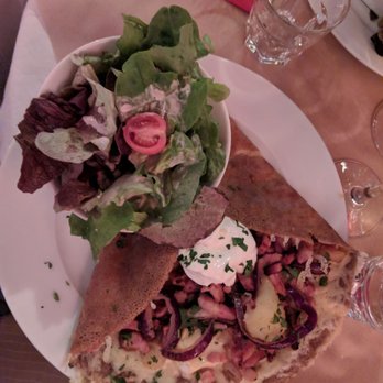 Le Petit Suffren - Bistros Near Me - Paris, 75
