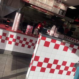 Coupon doesn't work no help from staff Coupon doesn't work no help from staff