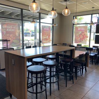 Taco Bell - Upscale dining - Fast Food Near Me - Trafalgar, Indiana