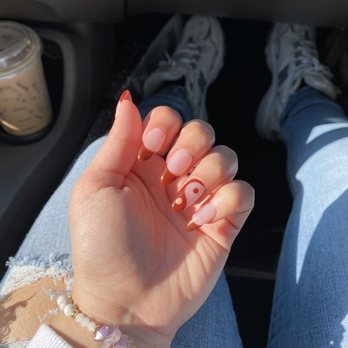 Queen Nails - Nail Salons Near Me - Pico Rivera, California Queen Nails - Nail Salons Near Me - Pico Rivera, California