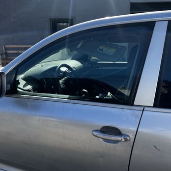 Authentic Auto Glass - Windshield Installation & Repair Near Me - Lancaster, California Authentic Auto Glass - Windshield Installation & Repair Near Me - Lancaster, California