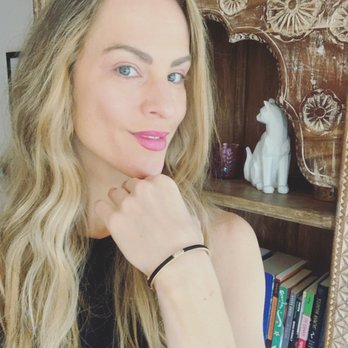 Thairapy PDX - Extensions by Lyndsay - Hair Extensions Near Me - Portland, Oregon