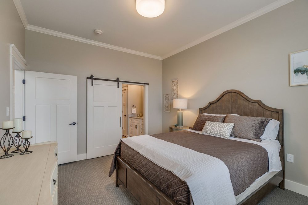 EVERLAN OF JOHNSON CITY 11 Photos 2623 Peoples St, Johnson City, TN