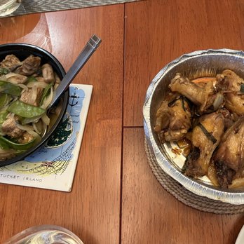 Vietnam's Central - Mock beef in mushroom sauce and the Vietnam's Hot Wings - tasty - Vietnamese Near Me - Scarsdale, New York Vietnam's Central - Mock beef in mushroom sauce and the Vietnam's Hot Wings - tasty - Vietnamese Near Me - Scarsdale, New York
