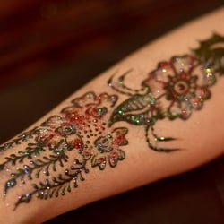 Mehndi Time - Glitter work at a Mehndi Party Austin, Texas.