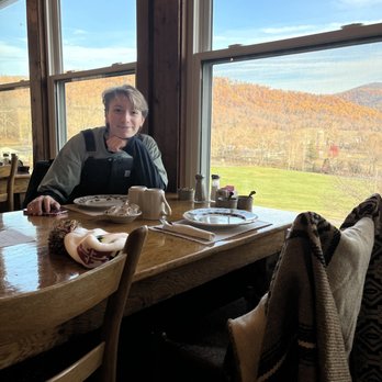 Graves Mountain Farm and Lodges - Beautiful fall views at breakfast time - Campgrounds Near Me - Syria, Virginia