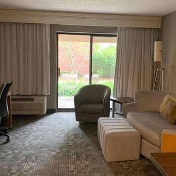 Courtyard by Marriott Concord - Hotels Near Me - Concord, New Hampshire Courtyard by Marriott Concord - Hotels Near Me - Concord, New Hampshire
