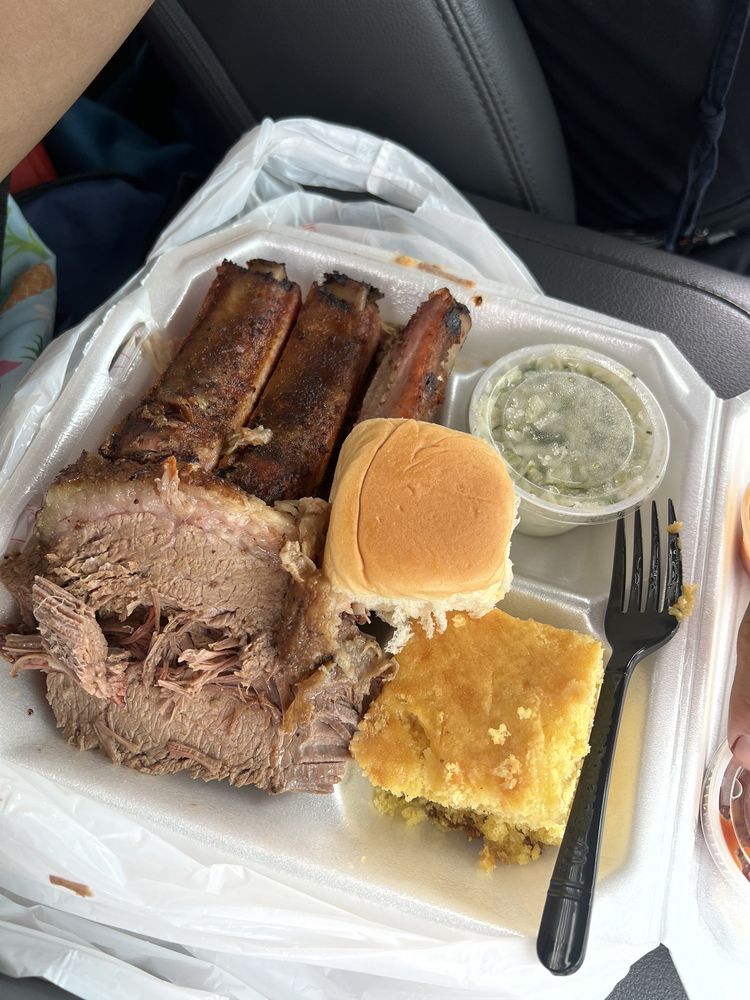 Food from Andre's Blue Ribbon Barbeque