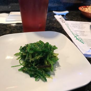 Robongi - Seaweed salad smells and tastes amazing - Chinese Near Me - Valrico, Florida