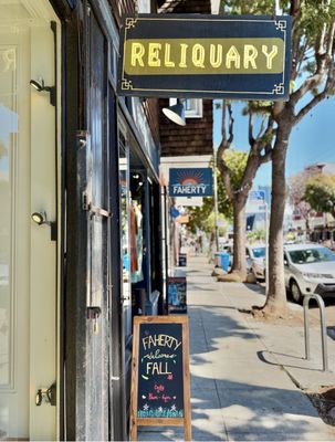 Reliquary by null
