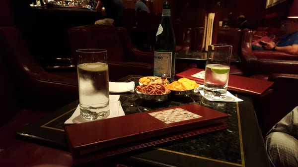 Captain's Bar by null