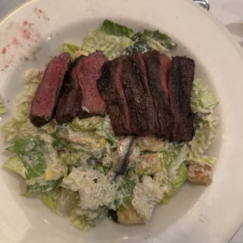 Gene & Georgetti - Caesar salad with prime skirt steak - Italian Near Me - Chicago, Illinois Gene & Georgetti - Caesar salad with prime skirt steak - Italian Near Me - Chicago, Illinois