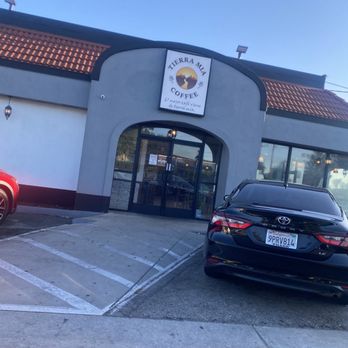 Tierra Mia Coffee - Outside - Coffee & Tea Near Me - Long Beach, California Tierra Mia Coffee - Outside - Coffee & Tea Near Me - Long Beach, California