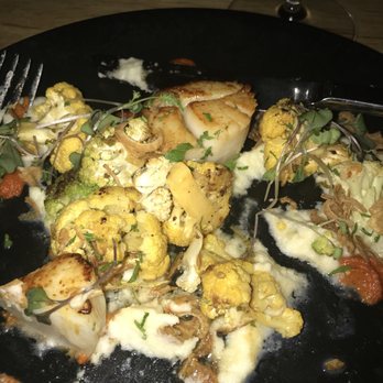 Halifax - Perfectly cooked scallops with cauliflower - Seafood Near Me - Hoboken, New Jersey Halifax - Perfectly cooked scallops with cauliflower - Seafood Near Me - Hoboken, New Jersey
