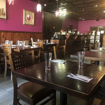 Nur Thai - Inside - Thai Near Me - Park, New York Nur Thai - Inside - Thai Near Me - Park, New York