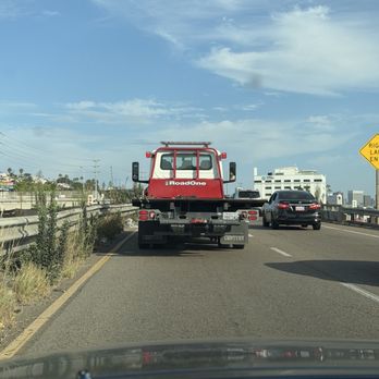 Road One Towing - A picture of what their company logo and trucks look like, avoid them. - Towing Near Me - San Diego, California Road One Towing - A picture of what their company logo and trucks look like, avoid them. - Towing Near Me - San Diego, California