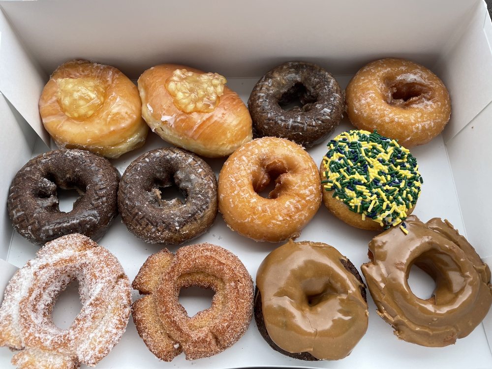 LITTLE RICHARD’S DONUTS Updated September 2024 102 Photos & 103