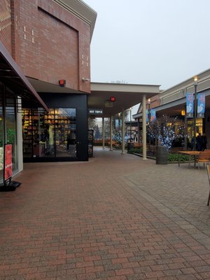 The Mall at Partridge Creek by null