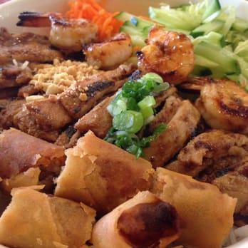 Pho Anh - Shrimp, park, and spring rolls vermicelli - Vietnamese Near Me - Calgary, Alberta Pho Anh - Shrimp, park, and spring rolls vermicelli - Vietnamese Near Me - Calgary, Alberta