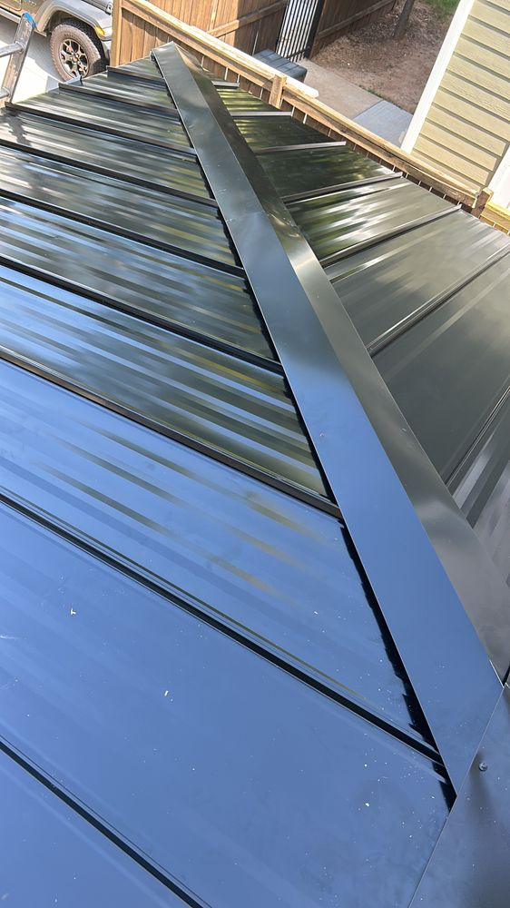 Slide of Funez Roofim