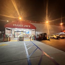 Trader Joe's Entrance