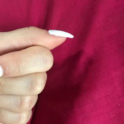 Hi Nails & Spa - Uneven coats