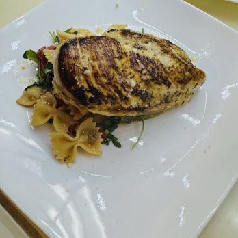 Audrey Aparicio Private Chef Services - Lemon herb chicken with pasta Argula salad - Personal Chefs Near Me