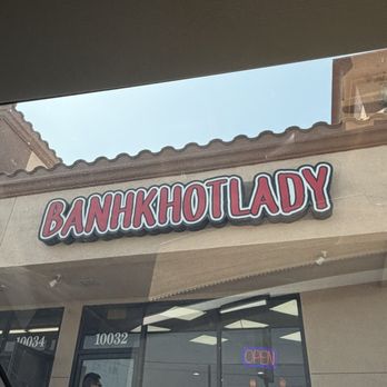 Banh Khot Lady - Caterers Near Me - Westminster, California