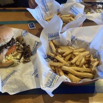 Islands Restaurant - Sandpiper with fries - Burgers Near Me - Palm Desert, California Islands Restaurant - Sandpiper with fries - Burgers Near Me - Palm Desert, California
