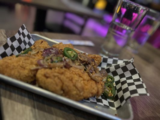 Cross Street Chicken and Beer (DELMAR) by null