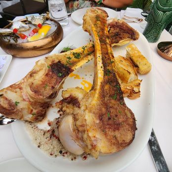 SW Steakhouse - Jumbo Bone Marrow Flambe - Steakhouses Near Me - Las Vegas, Nevada