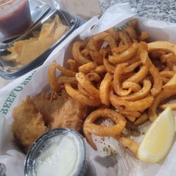 FISH 'N' CHIPS ($17): 3 beer-battered filled cods with two sides. Soggg fish and ill-prepared sides.