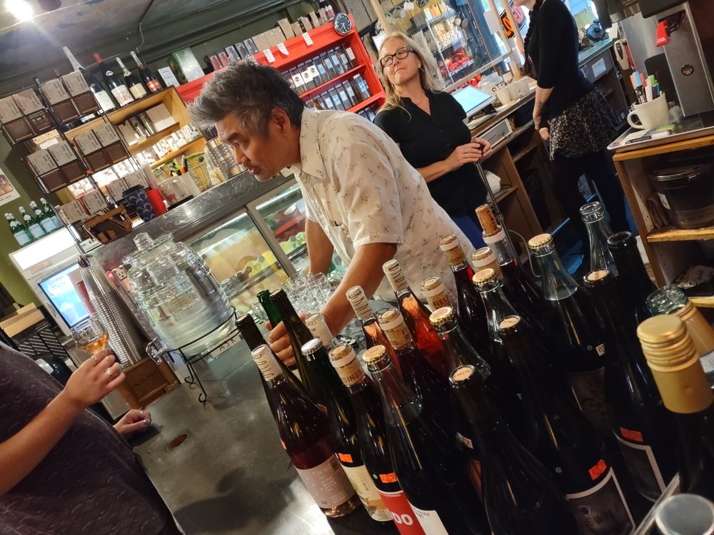 Emporium Coffee & Souvenir