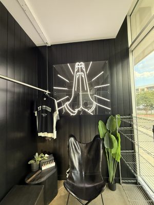 Y7 Studio South Lamar by null