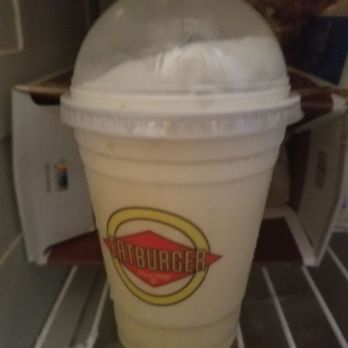Fatburger & Buffalo's Express - Vanilla smoothie - Burgers Near Me - Burbank, California