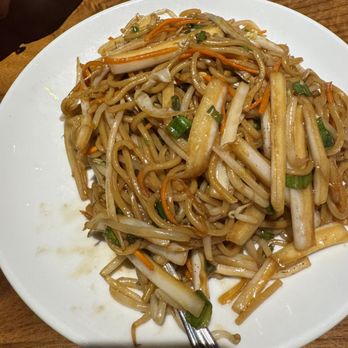 Yuan - Veggie Stir Fried Noodle - Chinese Near Me - Jersey City, New Jersey Yuan - Veggie Stir Fried Noodle - Chinese Near Me - Jersey City, New Jersey