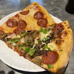 Brooklyn Pizza Parlor - The "Brooklyn Bridge" Pizza and Pepperoni Slice
