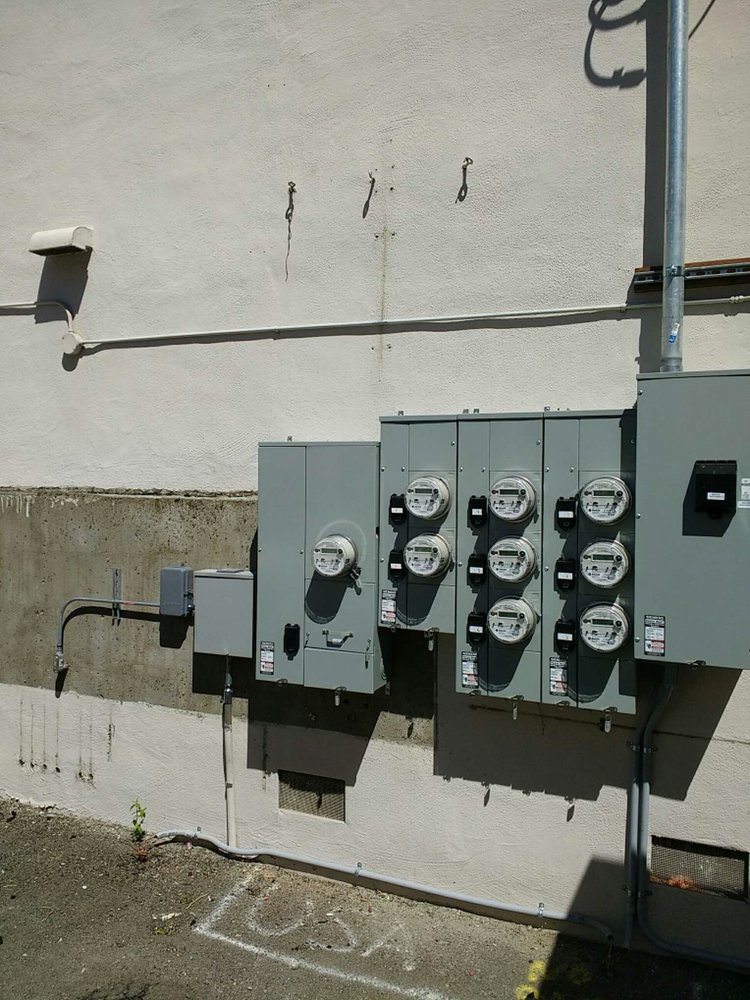 Slide of D 4 Electric