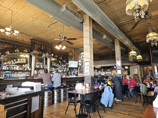 Palace | Restaurant & Saloon by null