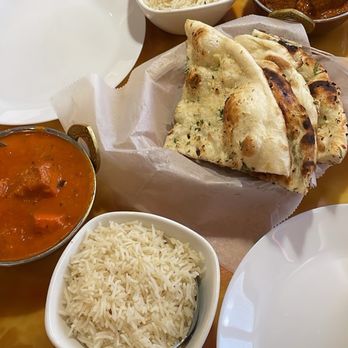 Tandoori Hut - Chicken Tikka Masala Lamb Vindaloo Garlic Naan - Indian Near Me - Houston, Texas Tandoori Hut - Chicken Tikka Masala Lamb Vindaloo Garlic Naan - Indian Near Me - Houston, Texas