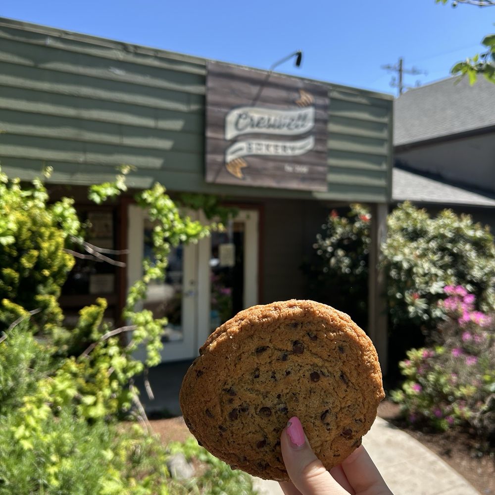 Creswell Bakery - Cookie in front of storefront #artsyqueen - Breakfast & Brunch Near Me - Creswell, Oregon