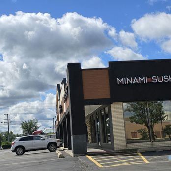 Minami Sushi - Entrance to restaurant parking lot #sushi - Japanese Near Me - Streamwood, Illinois