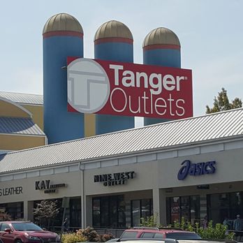 Tanger Outlets Lancaster - Outlet Stores Near Me - Lancaster, Pennsylvania
